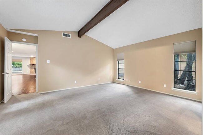 Building Photo - 8506 Mesa Dr