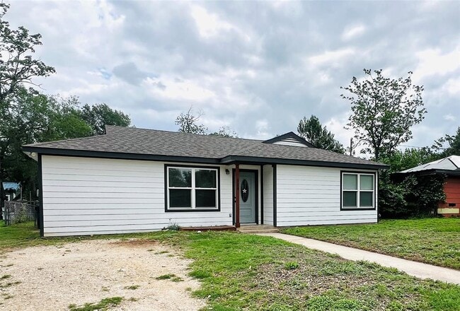 Building Photo - 728 Copeland St