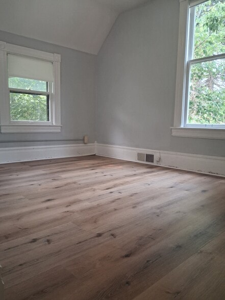 Bedroom 2 - 829 Miller Ave