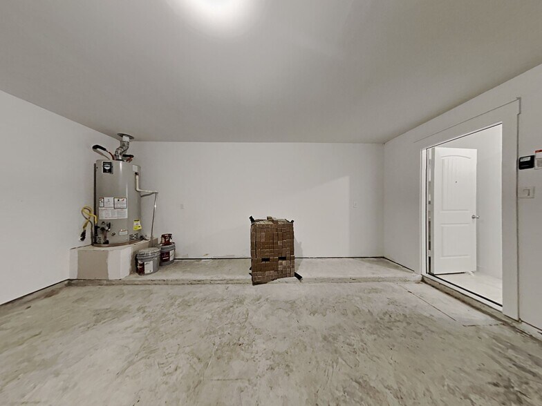 Building Photo - 16934 Lagos Ln