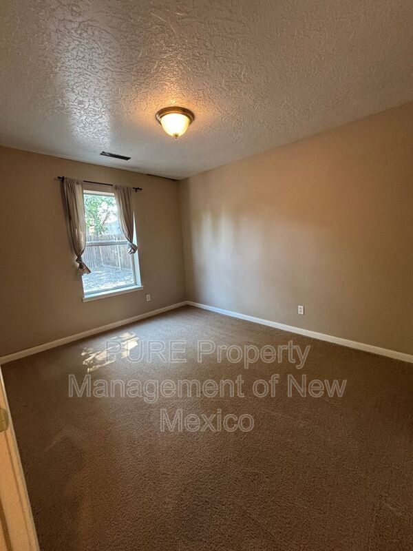 Building Photo - 332 Kittell Loop