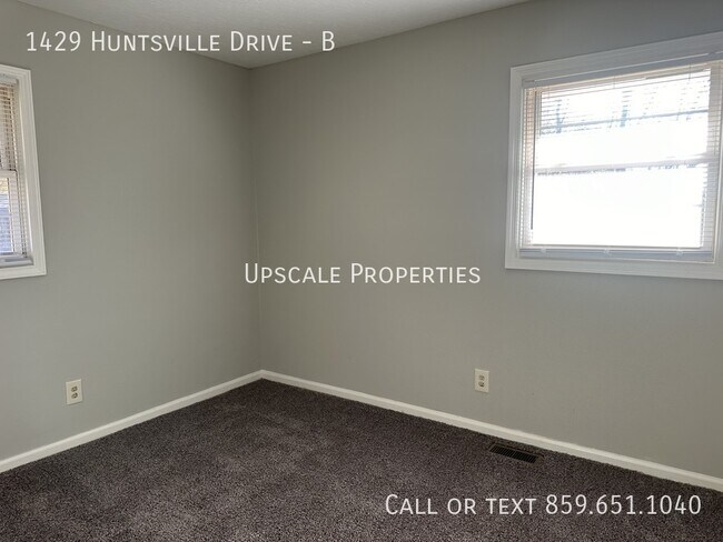 Building Photo - 1429 Huntsville Dr