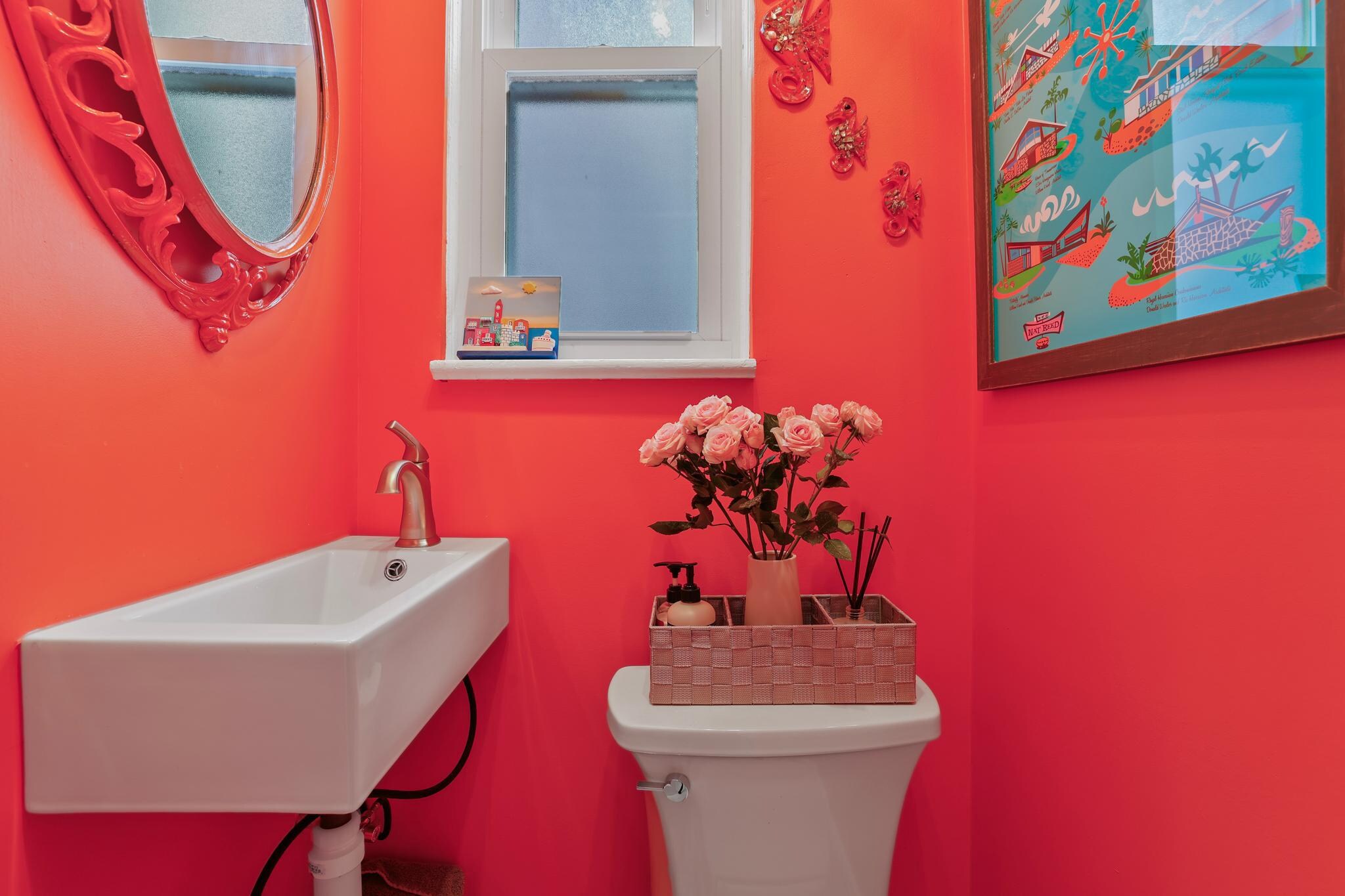 Building Photo - 1225 33rd St NW