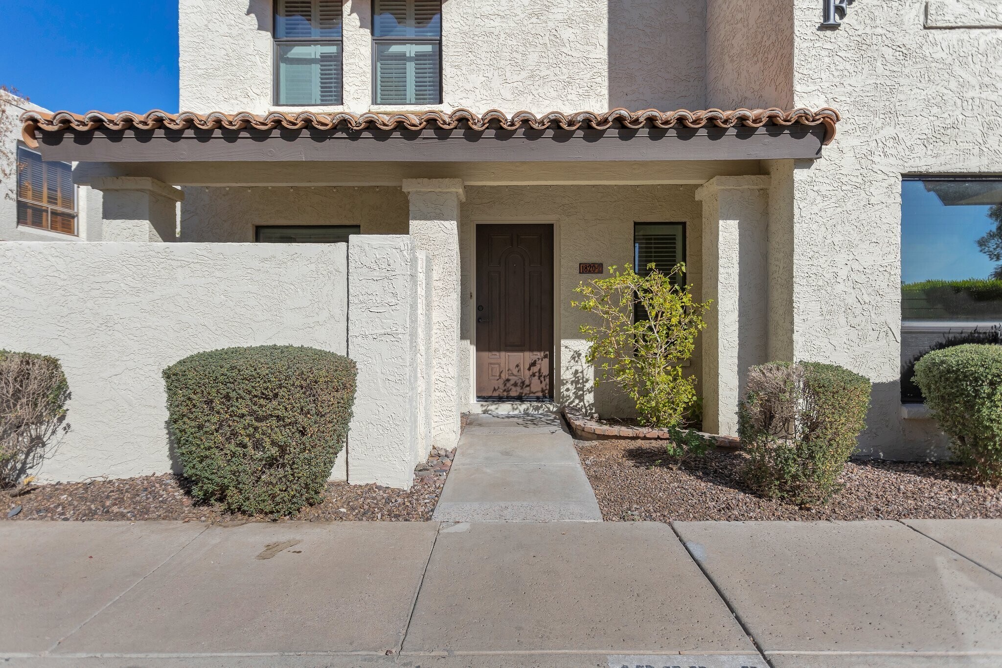 Building Photo - 1820 E Frier Dr