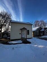 Building Photo - 305 S Western Ave