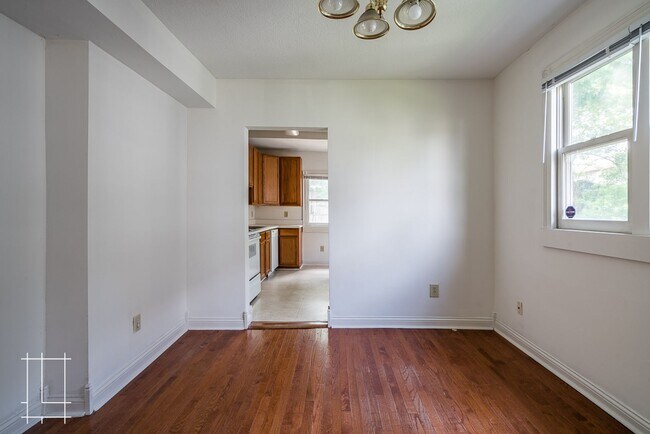 Building Photo - 193-195 Greenwood Ave