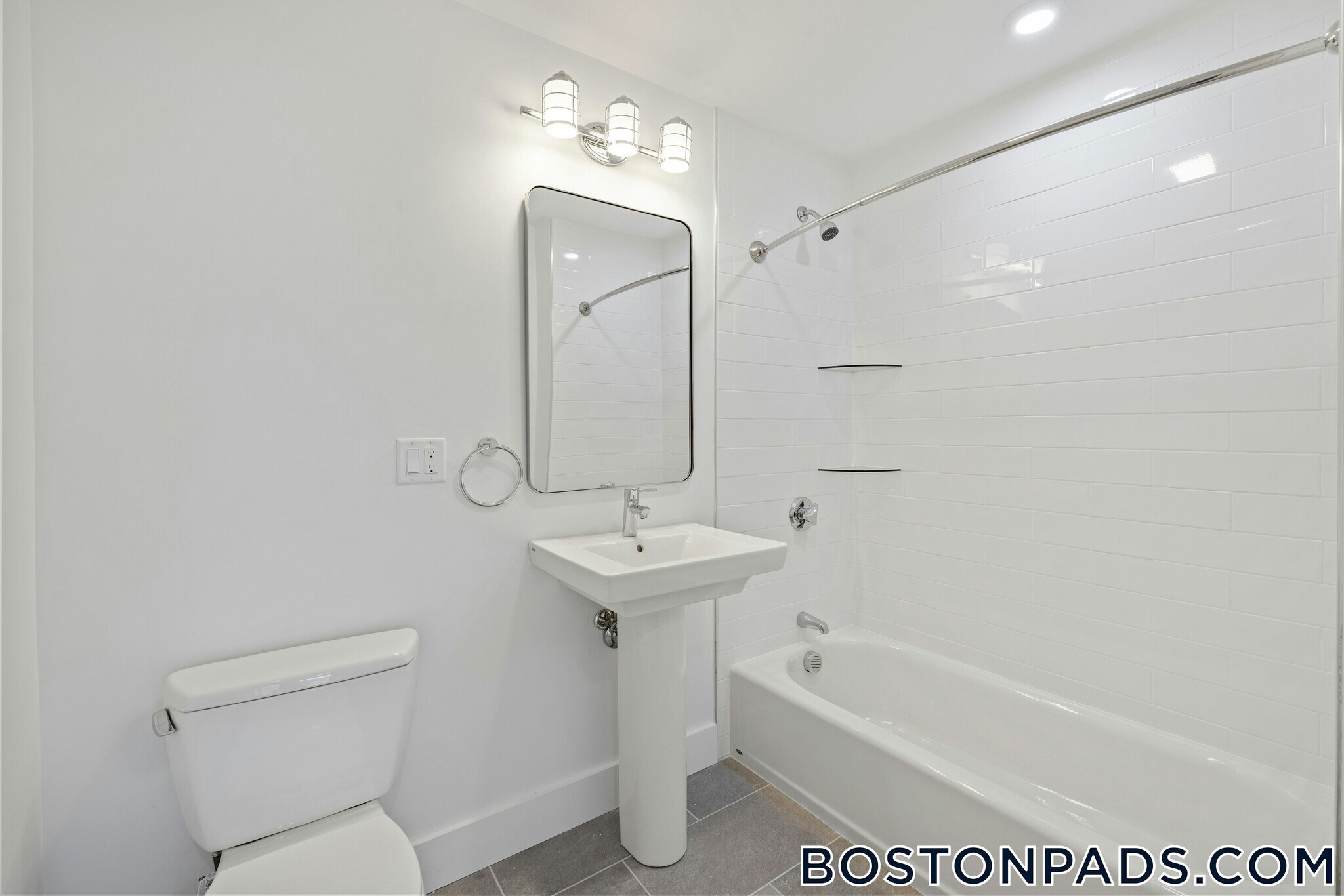 Building Photo - 406 Columbia St