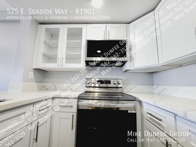 Building Photo - 525 E Seaside Way