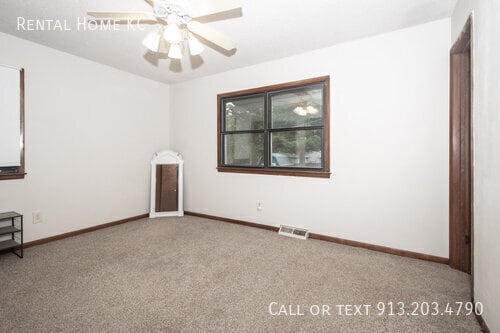 Building Photo - 9420 Walmer-
