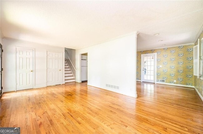 Building Photo - 1784 Halbro Dr