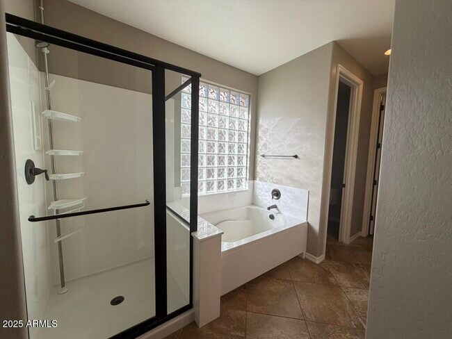 Building Photo - 297 E Kaibab Dr