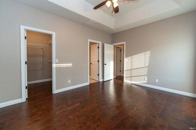 Building Photo - 8838 Hedgewood Ct