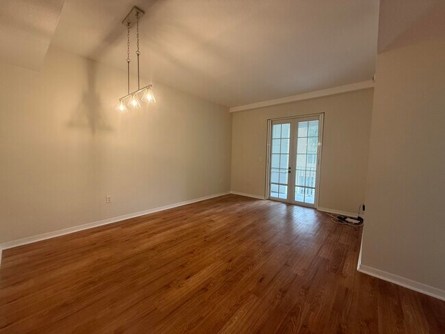 Building Photo - 1200 Town Center Dr