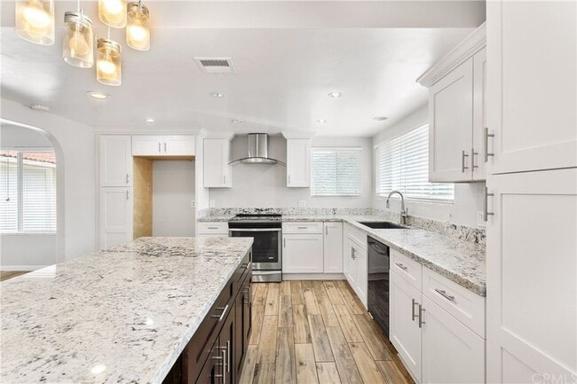 Building Photo - 29280 Mammoth Pl