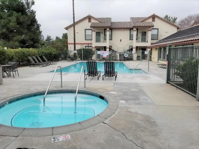 Building Photo - 10880 Sabre Hill Dr