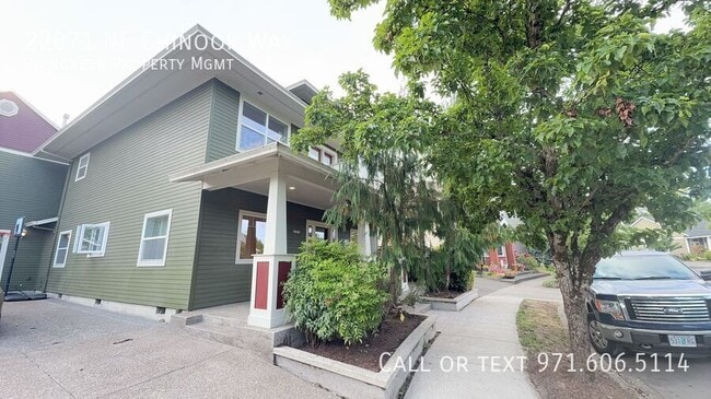 Building Photo - 22071 NE Chinook Way