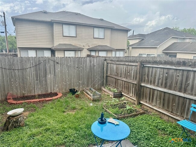 Building Photo - 864 Sagewood Trail