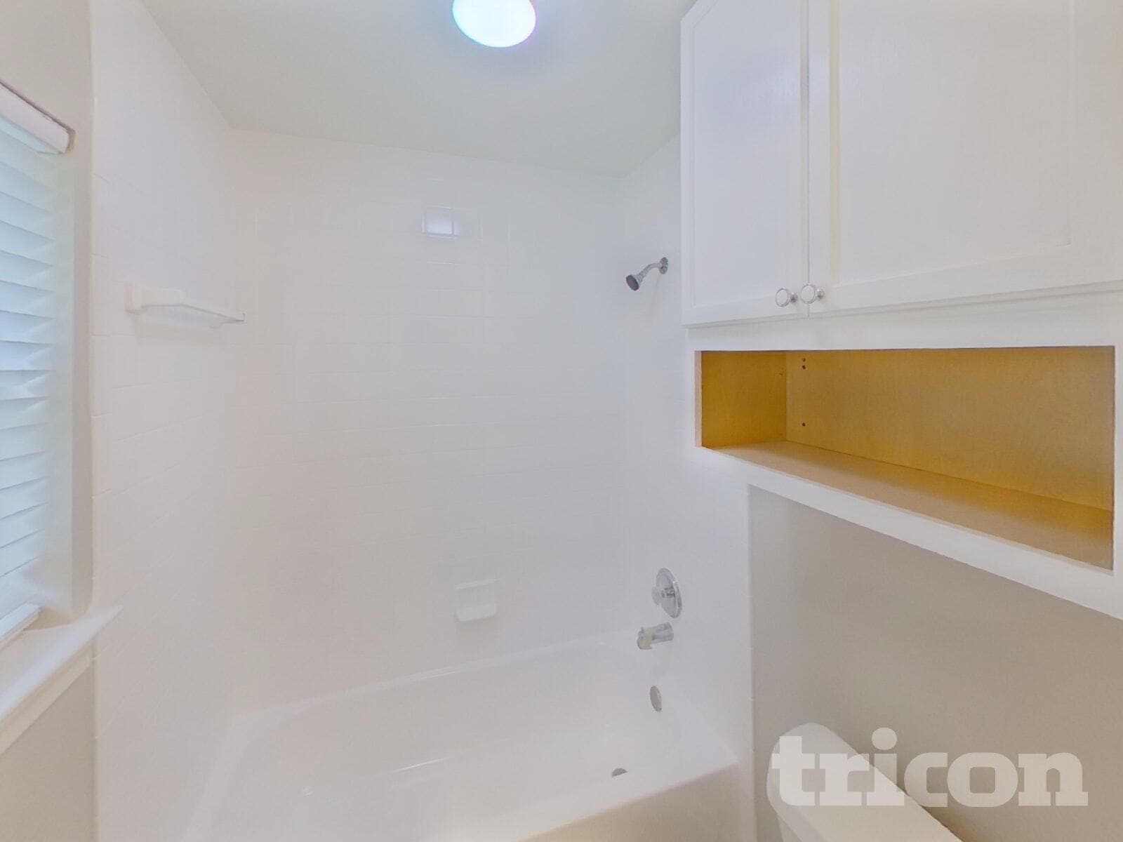 Building Photo - 185 Trout St