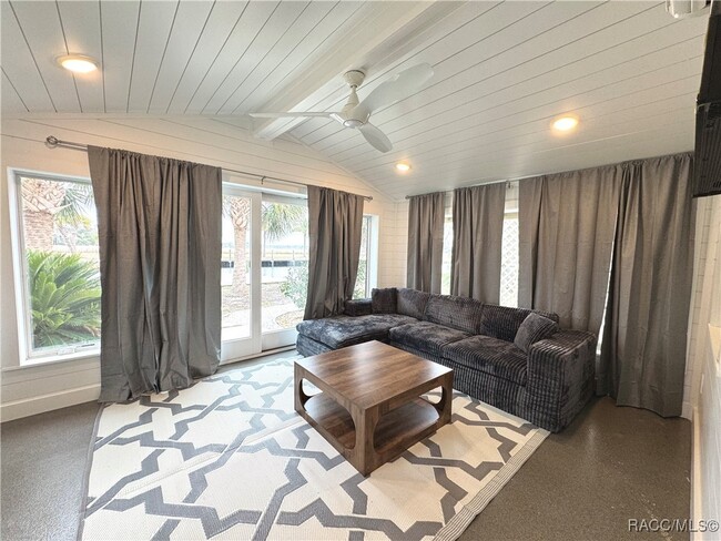 Building Photo - 1331 NW 20th Ave