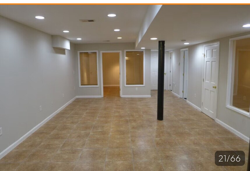 Building Photo - 324 Park Ave