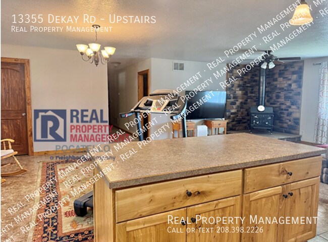Building Photo - 13355 N Dekay Rd