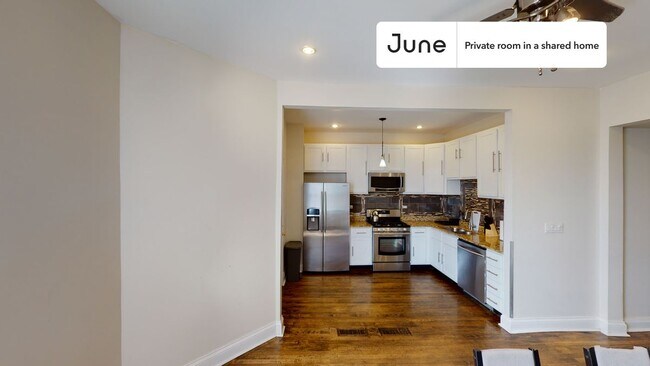 Building Photo - Room in Shared 3 bed/1.5 bath home