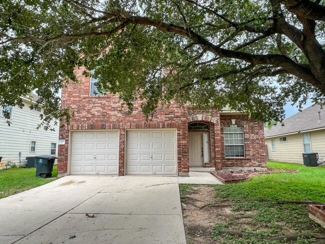 Building Photo - 340 Meadow Park