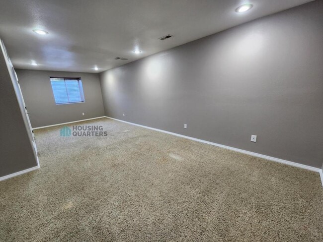 Building Photo - 2804 W Rogers Ct