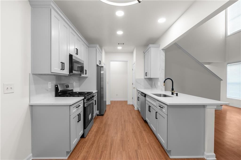 Building Photo - 3127 Wyesham Cir