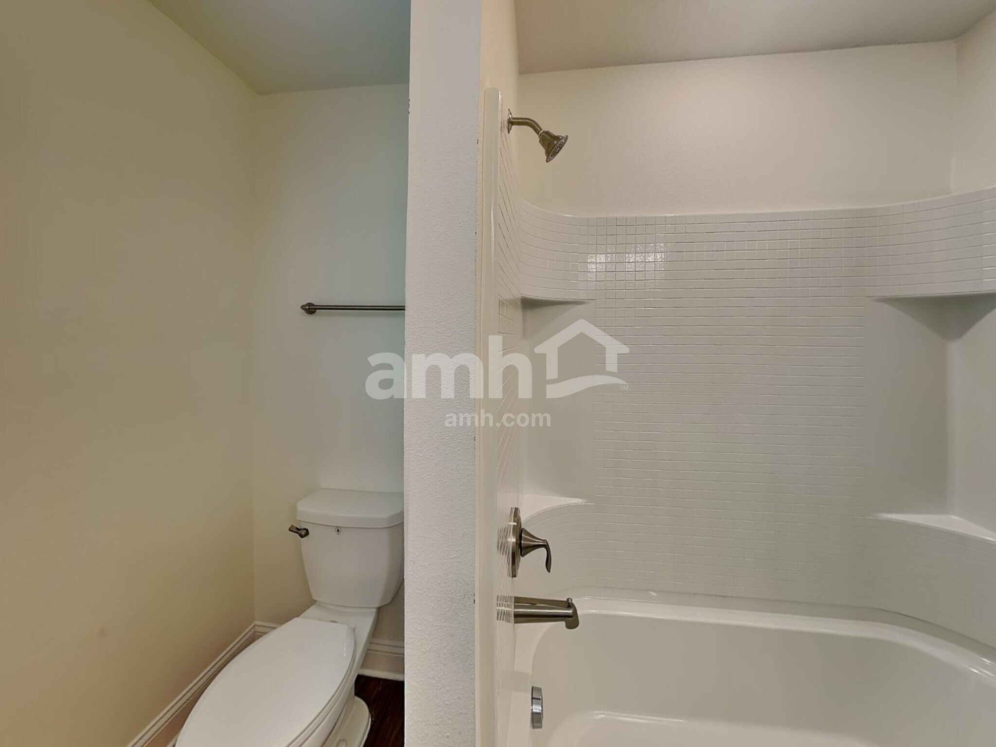 Building Photo - 4455 Reisswood Loop