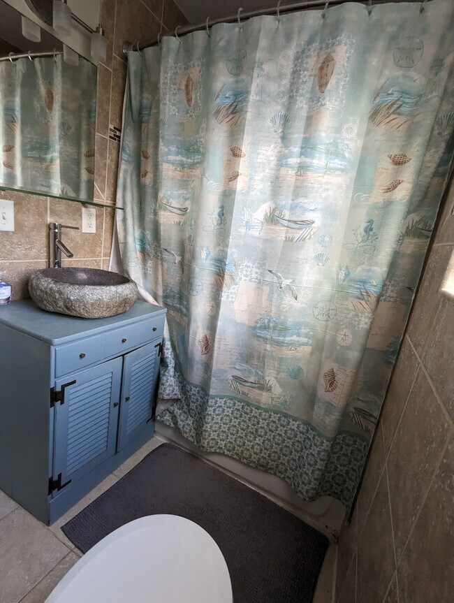 Bath - 144 Menendez Rd