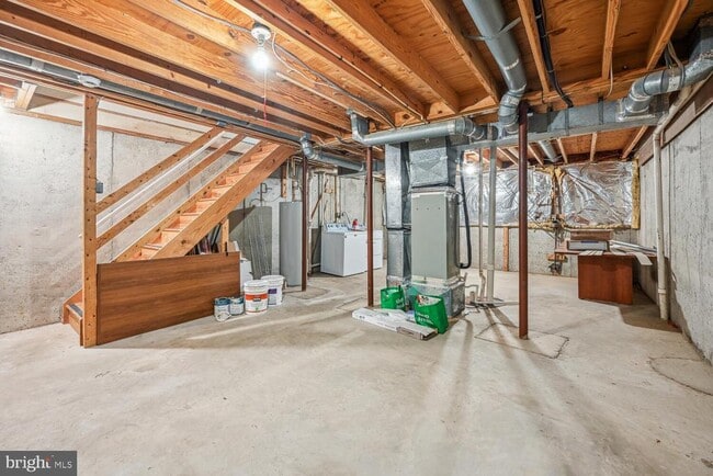 Building Photo - 9403 Lost Trail Way