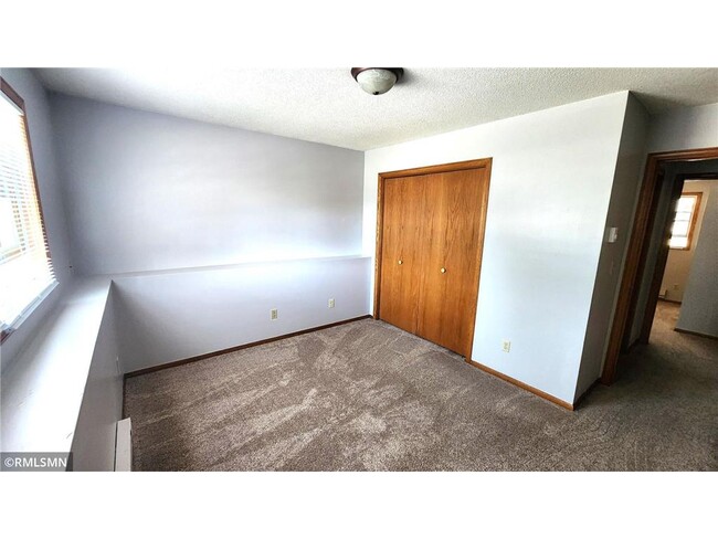 Building Photo - 704 8th St N