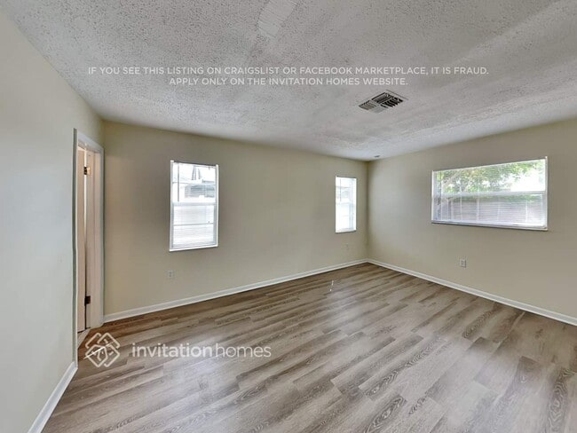 Building Photo - 7185 118th Terrace