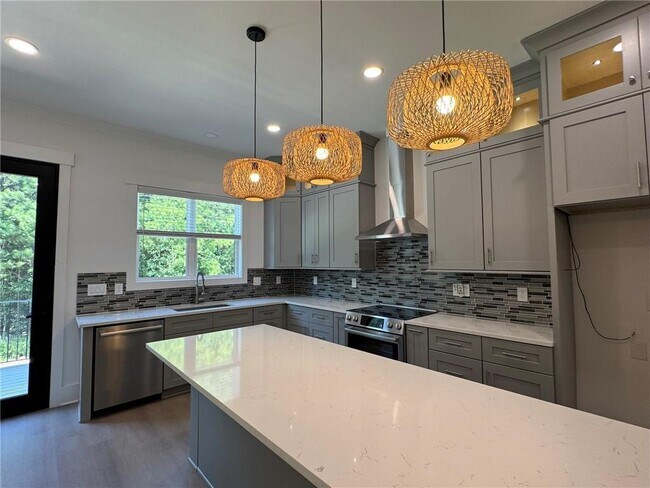Building Photo - 173 Brush Creek Ct