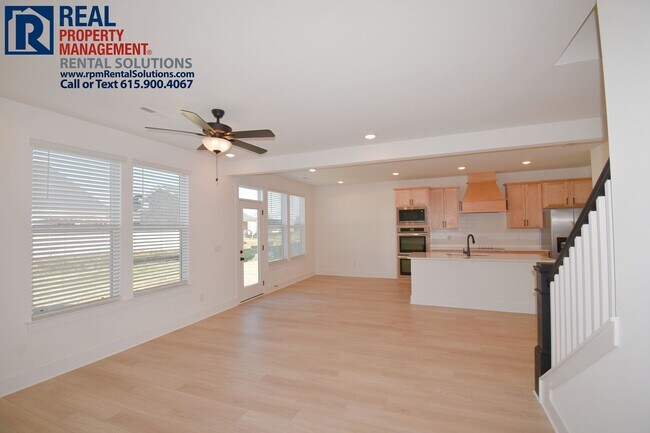 Building Photo - Gorgeous 3 bd home in Murfreesboro off of Veterans Pkwy. Loft and Office!