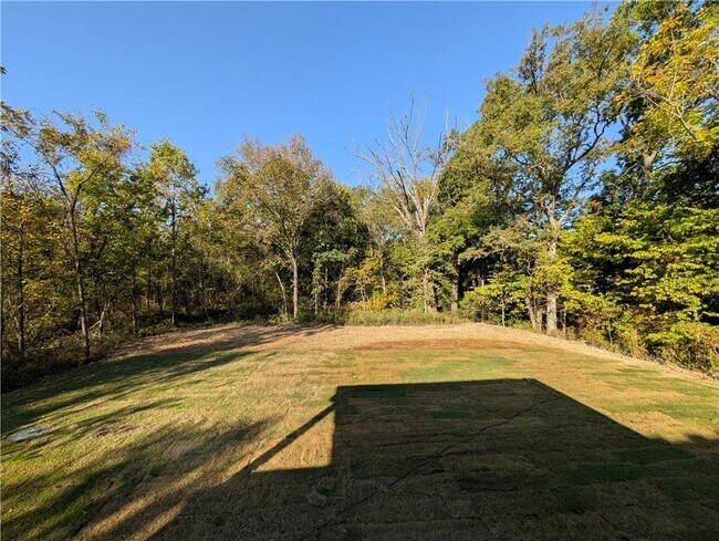 Building Photo - 22 Magrath Ln