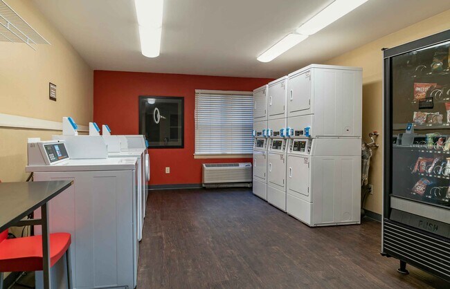 Building Photo - Furnished Studio-Detroit - Ann Arbor - Bri...
