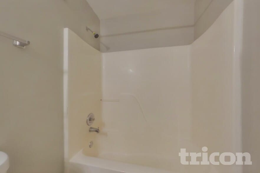 Building Photo - 1173 Woodwind Dr