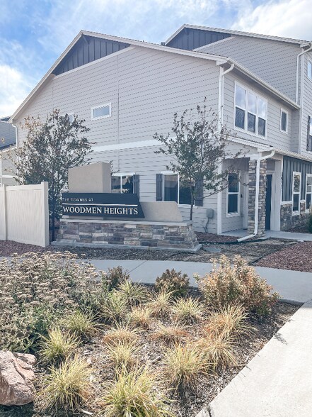 Building Photo - 7935 Shiloh Mesa Dr