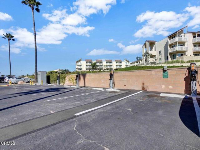 Building Photo - 385 E Surfside Dr