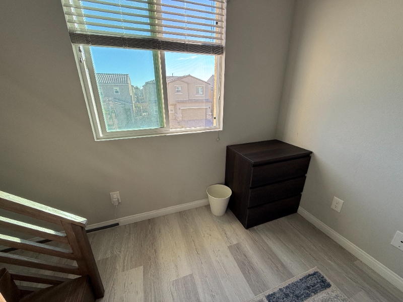 Building Photo - 2320 Stone Well Rd