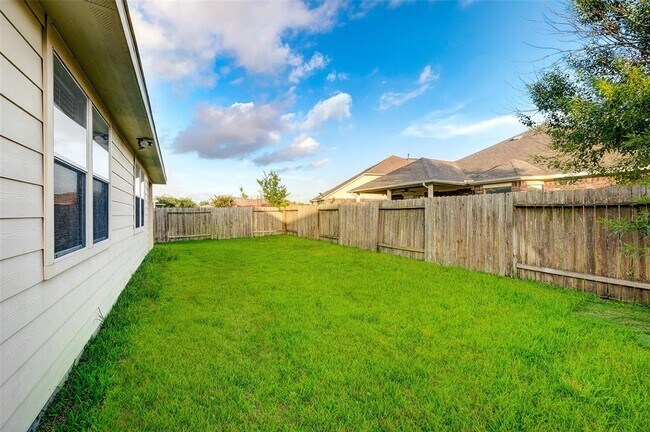 Building Photo - 26627 Fielder Brook Ln