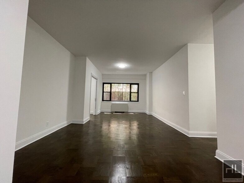 Building Photo - EAST 56 STREET