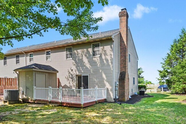 Building Photo - 616 Park Ridge Dr