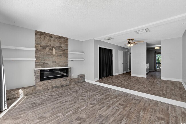 Building Photo - 1012 Possum Trot Rd