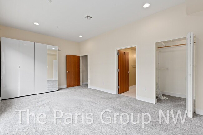 Building Photo - Exceptional 2 Story CapHill Condo * 2 Pkg Spaces, EV Charger & Rooftop Views