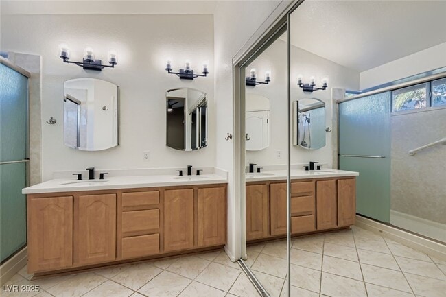 Building Photo - 8985 McLeod Dr