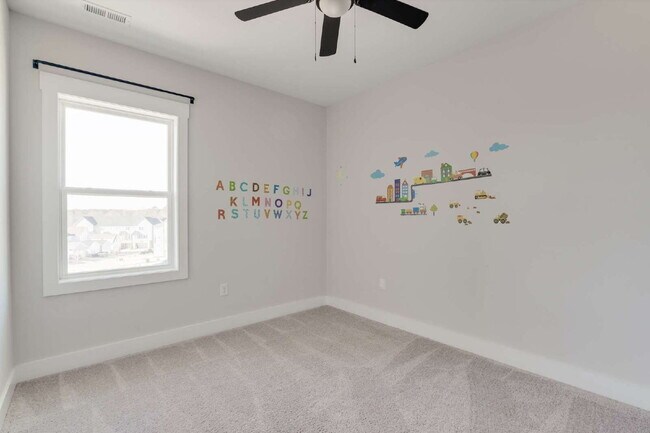 Building Photo - Spacious 4-Bedroom Townhome in Wendell Falls