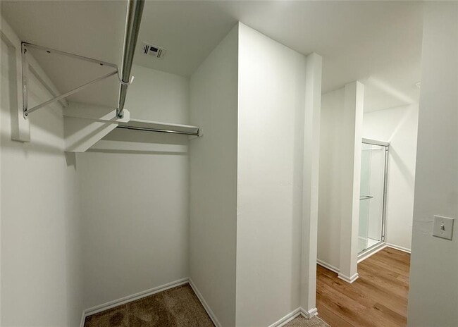 Building Photo - 16309 Harvester Dr